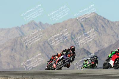 media/Dec-01-2025-Moto Forza (Mon) [[2daa91e15f]]/2-Intermediate Group/Session 4 Turn 9/